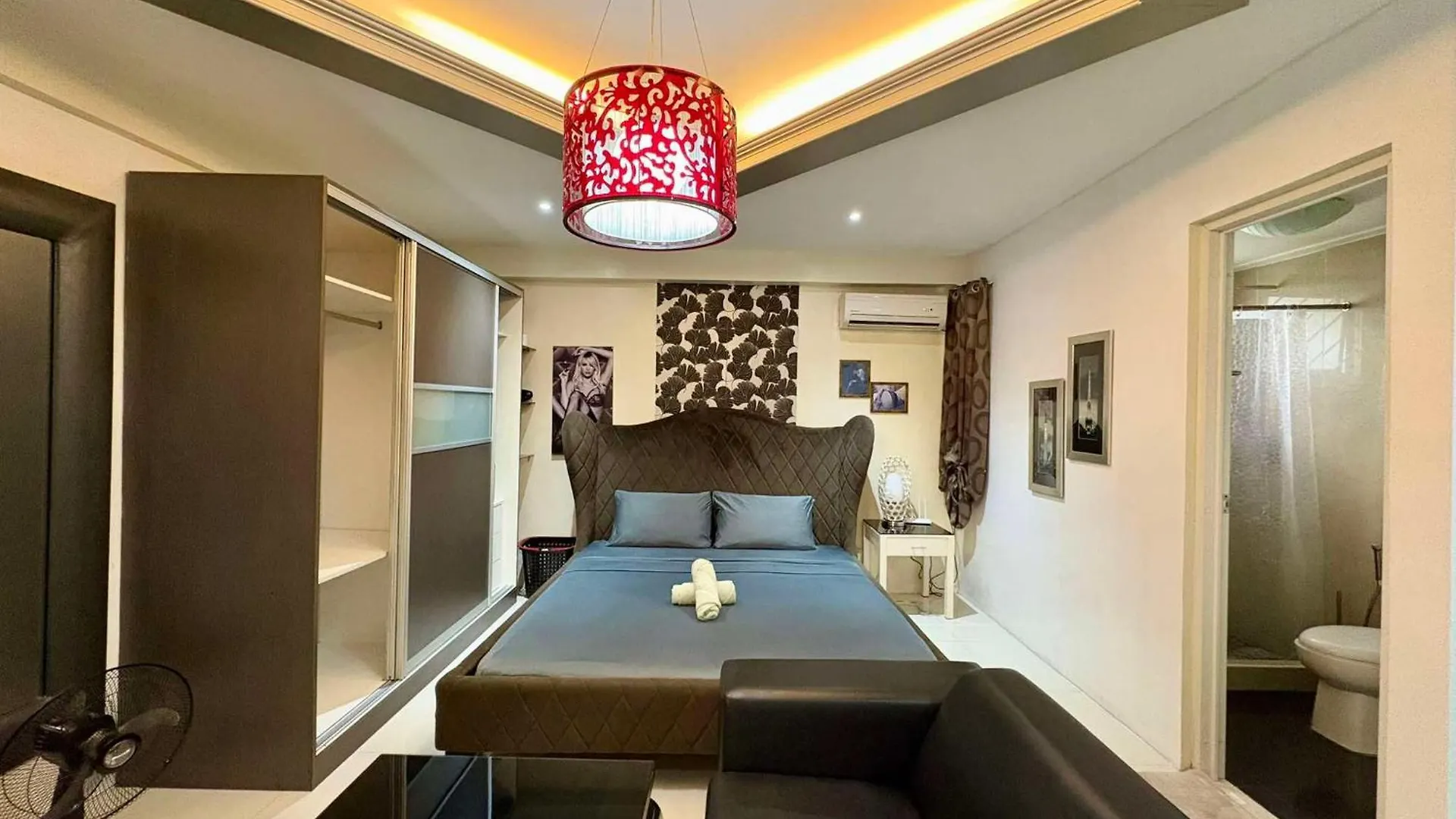 Kandi Comfortable Studio With Free Housekeeping Angeles